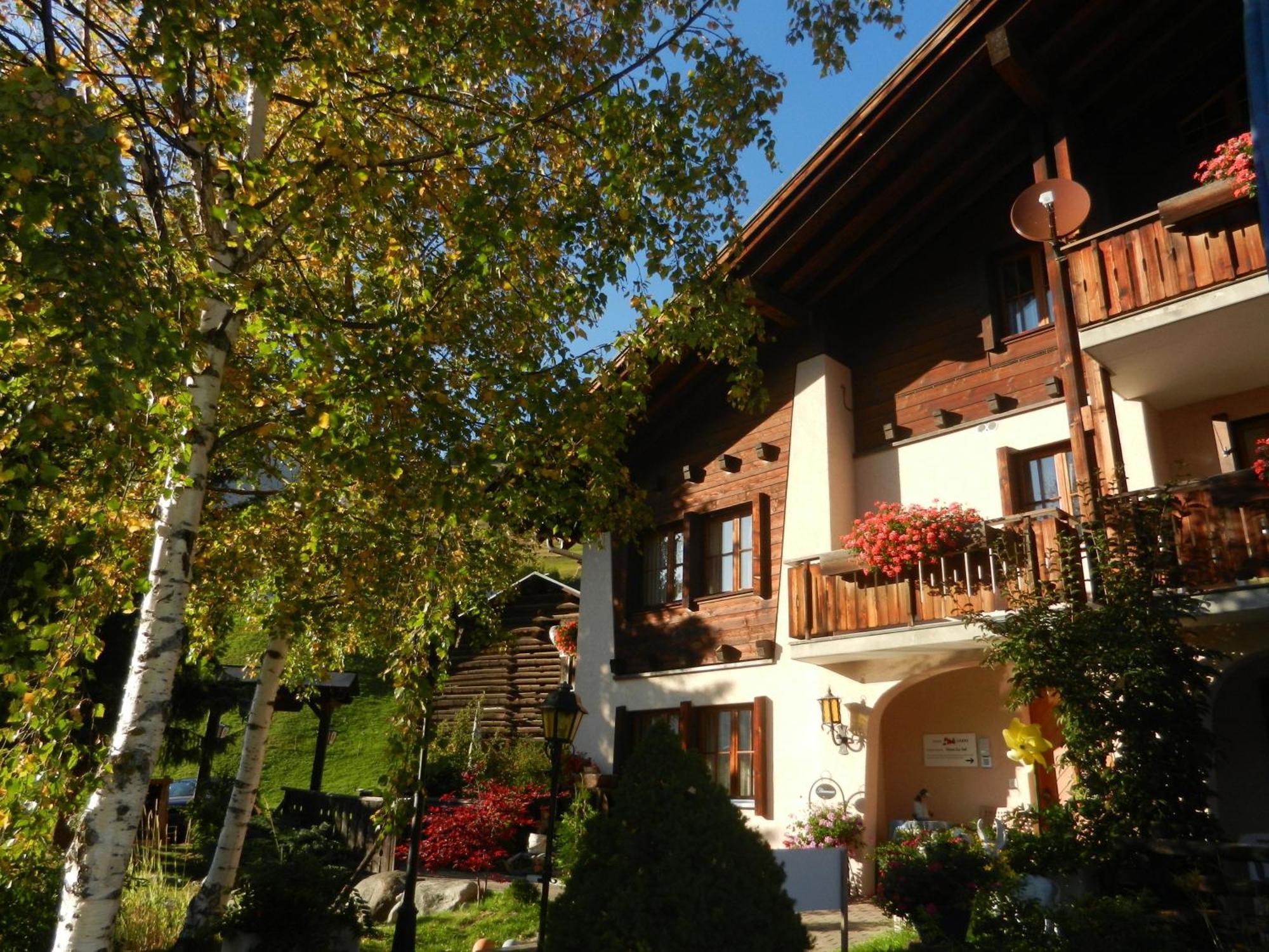 Hotel B&B Casa La Val Sedrun Εξωτερικό φωτογραφία